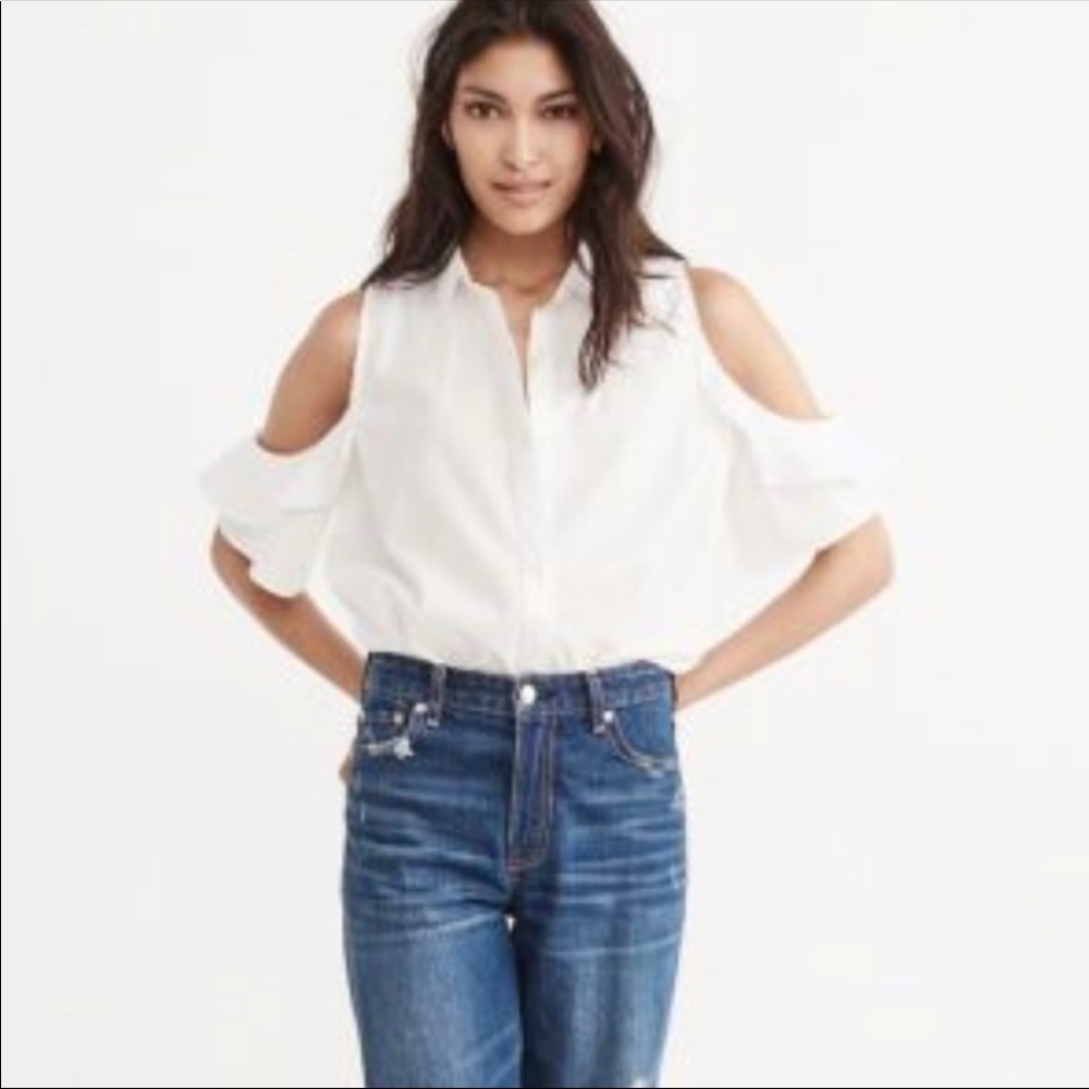 A&F ruffle cold shoulder top